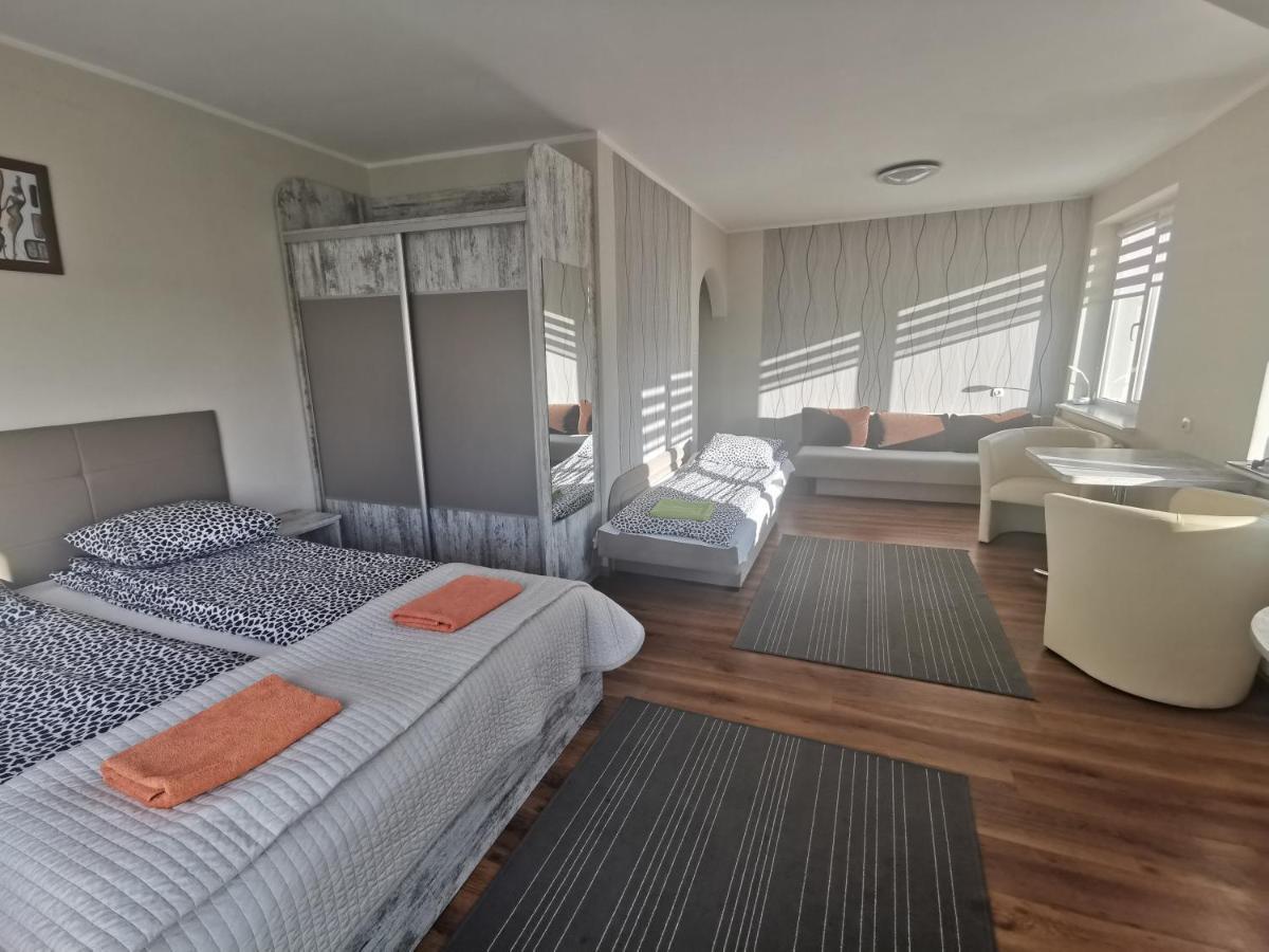 Sympatik Bed & Breakfast Jastrzebia Gora Exterior photo