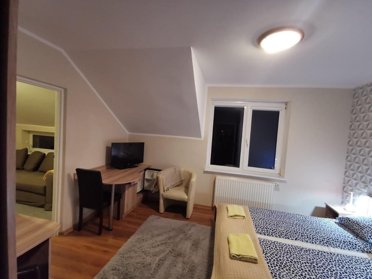 Sympatik Bed & Breakfast Jastrzebia Gora Exterior photo